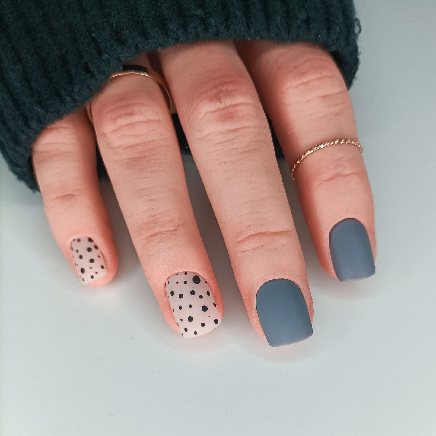 Set unghie finte press on colore grigio opaco