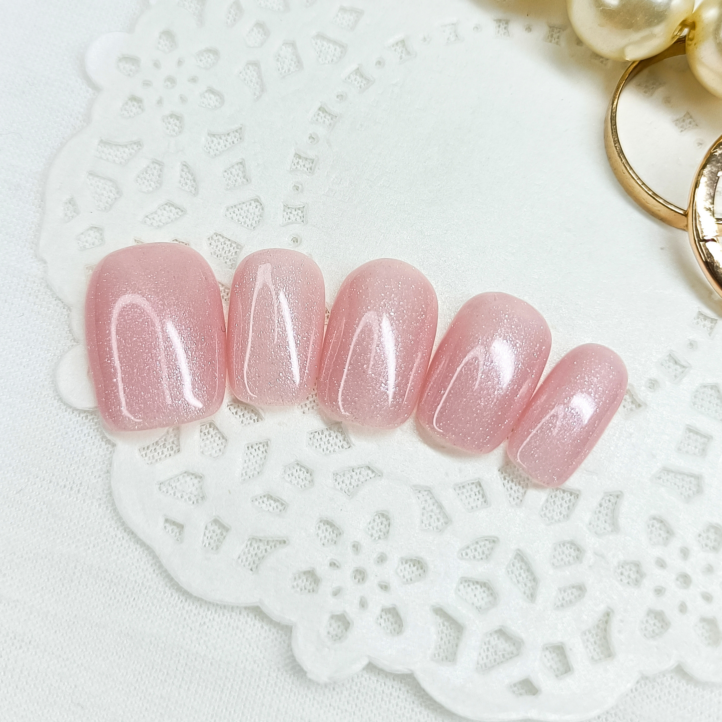 ICY BLUSH - Unghie finte press on rosa nude con microglitter argento