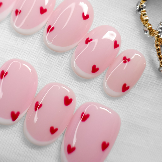SWEETHEART - unghie finte press on rosa chiaro con cuori rossi e french