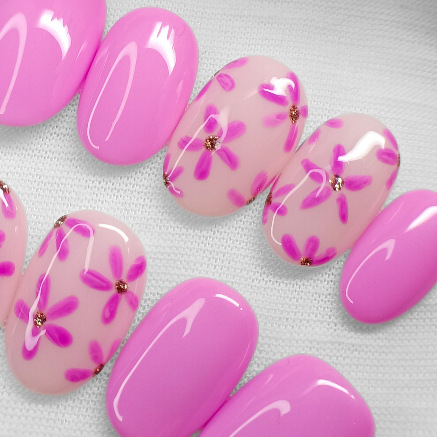 DAISY POP - unghie finte press on rosa con fiori