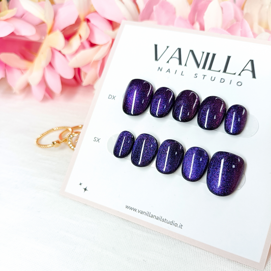 MAGIC CAT EYE - unghie finte press on nero con effetto cat eye