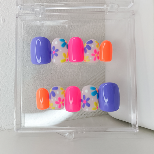 ERINA unghie finte press on con fiori in rilievo