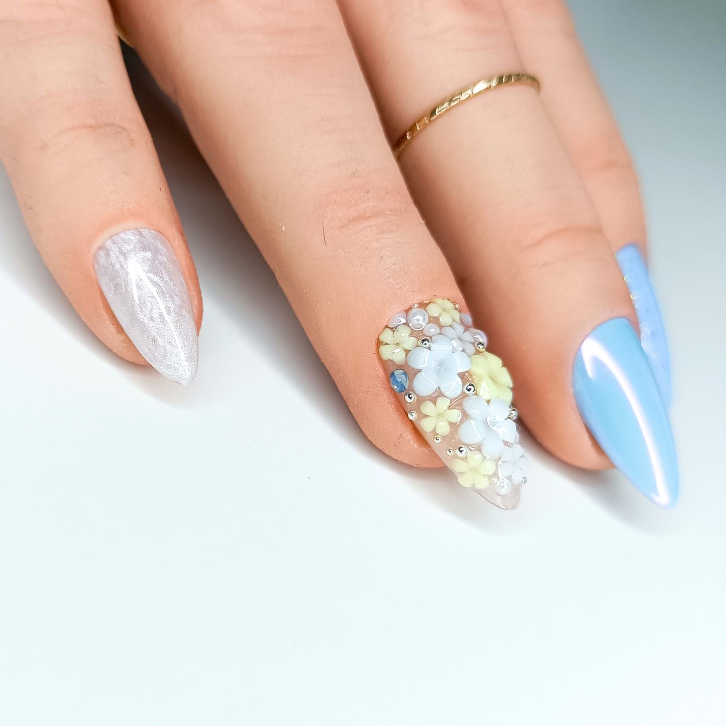 VIRGINIA set unghie finte azzurro con fiori