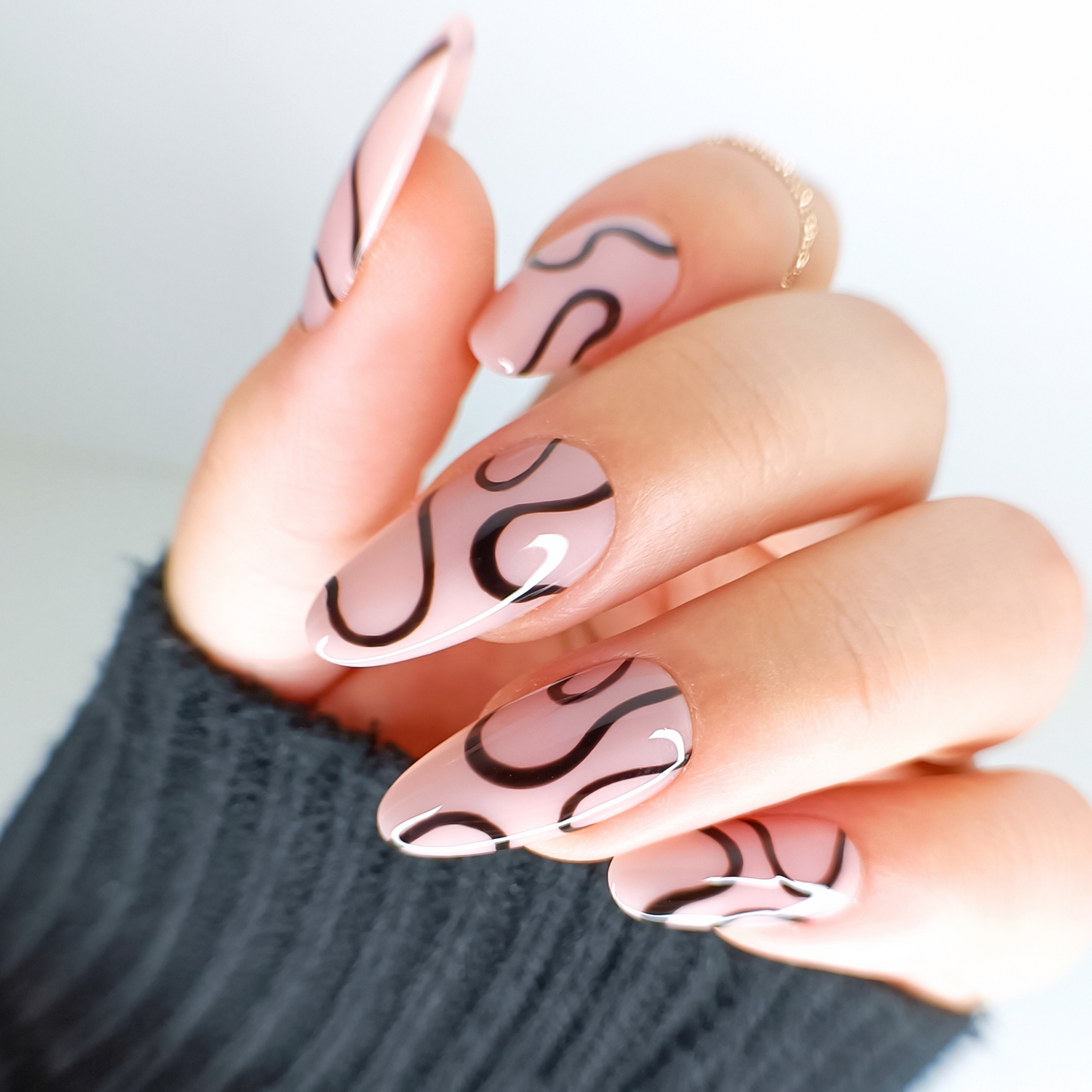 BLACK SWIRL unghie finte press on